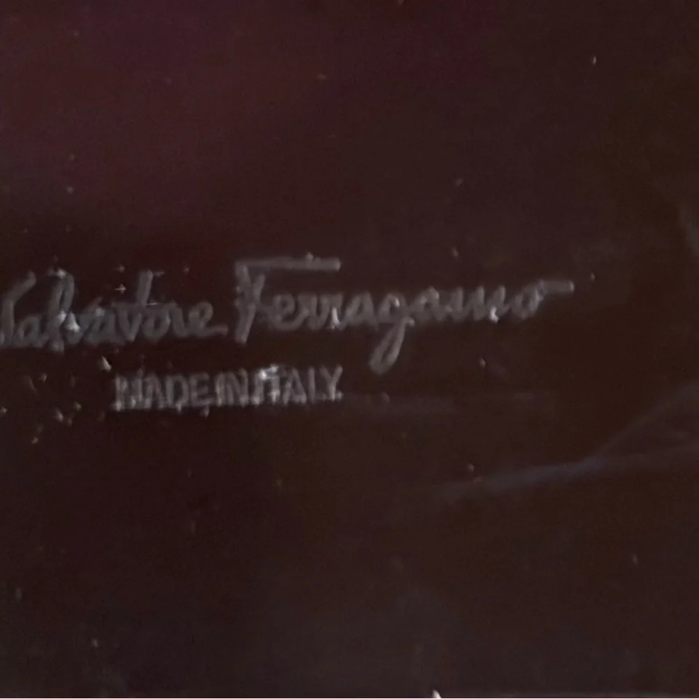 Salvatore Ferragamo Women’s Tan Leather Chelsea Ankle Boots Rubber Soles Size 7 - Picture 13 of 15